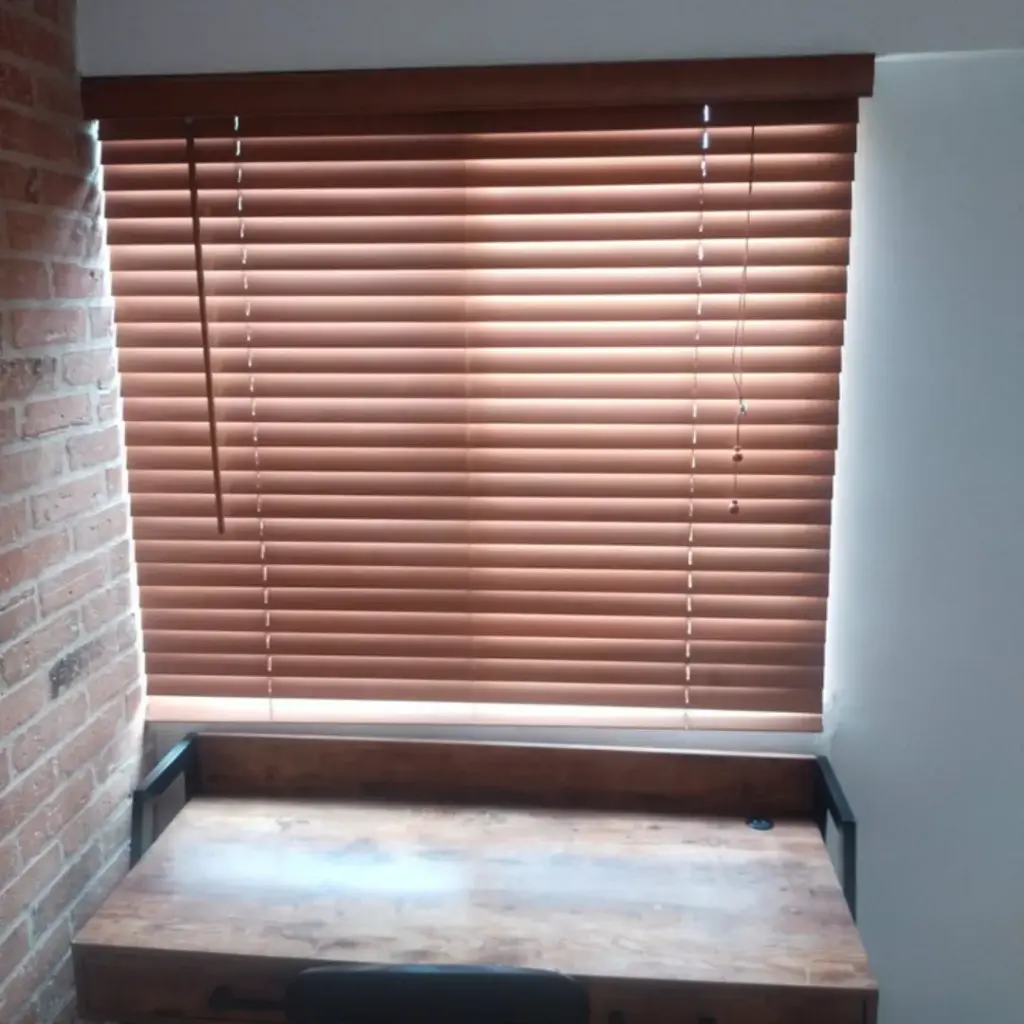 Madera y Aluminio